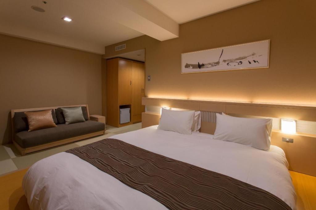 Spa Land Hotel Naito Fuefuki Exterior foto